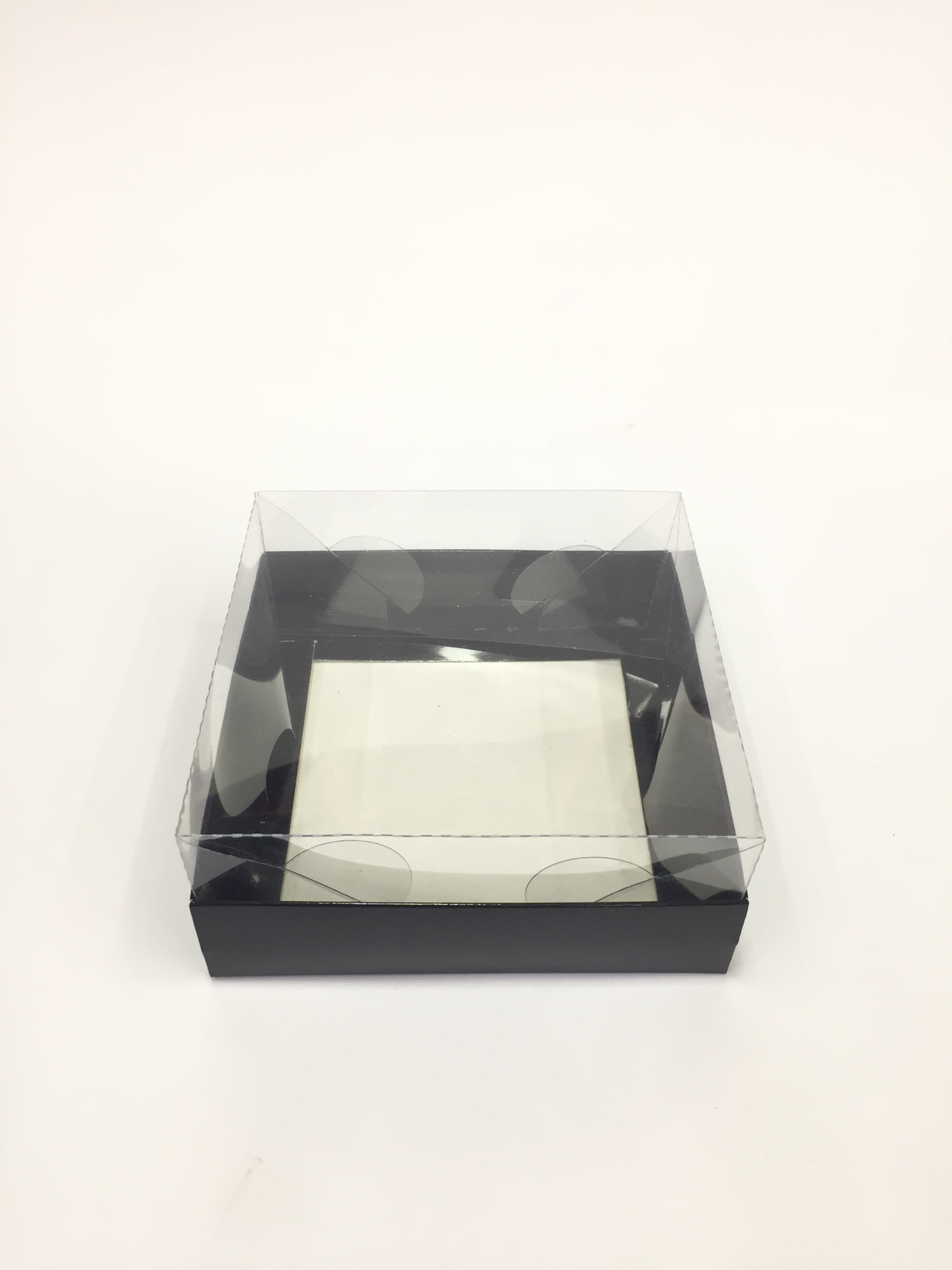 12x12x5 Siyah Altı Karton Üzeri Asetat Kutu