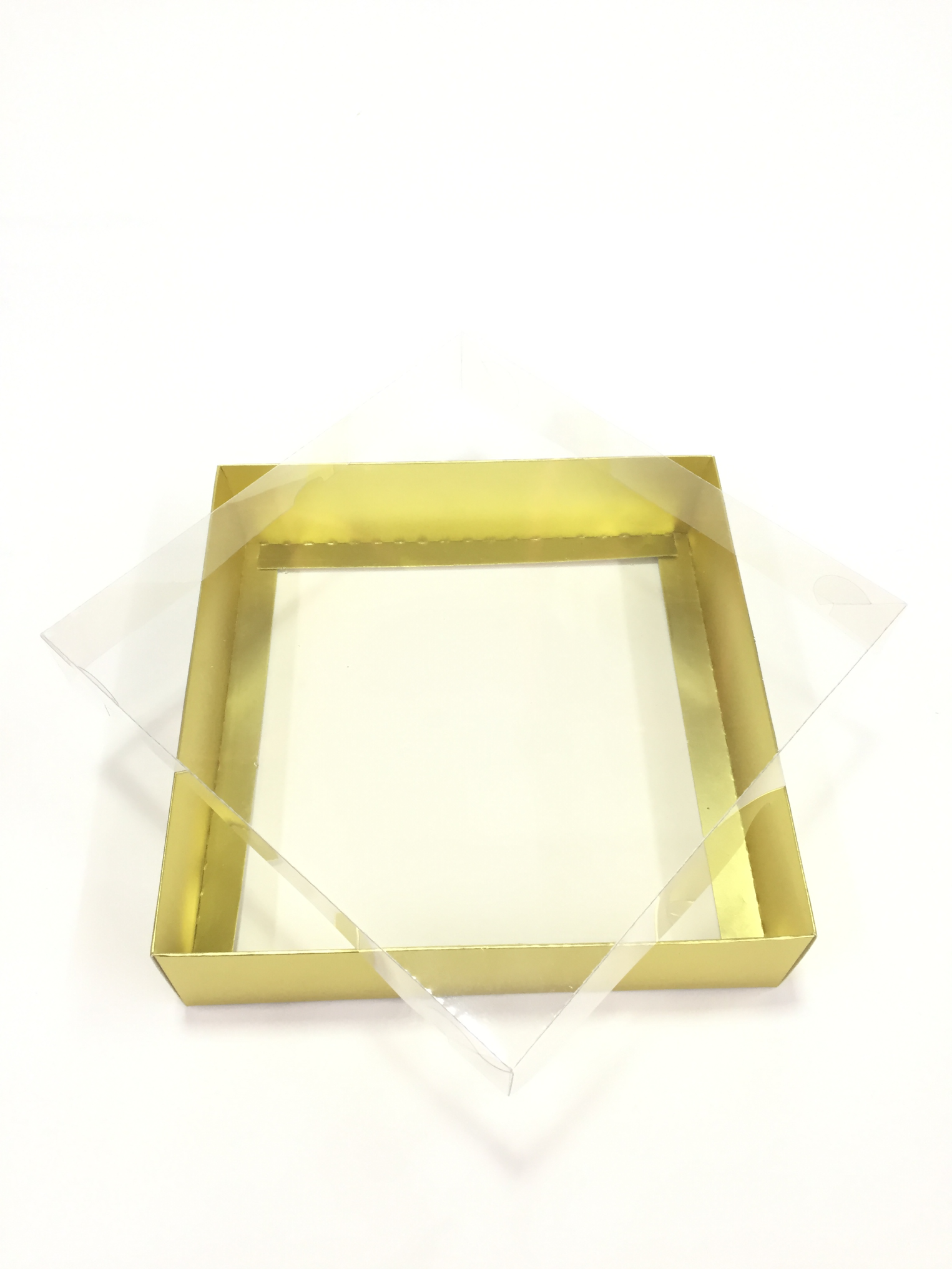 20x20x5 Altın Altı Karton Üzeri Asetat Kutu