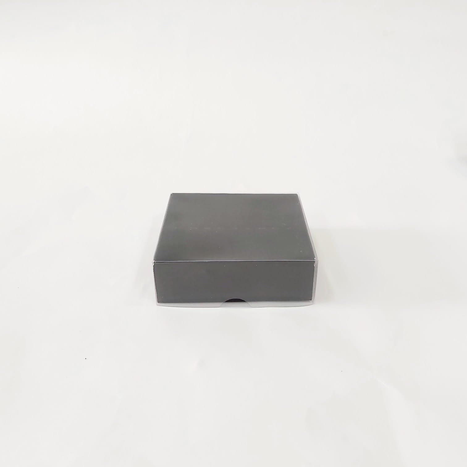 9x9x3 Siyah Altı Karton Üzeri Asetat Kutu