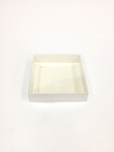12x12x3 Beyaz Altı Karton Üzeri Asetat Kutu