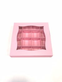 18x18x3 16 Bölmeli Pembe Çikolata Kutusu