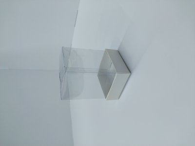 5x5x8 Beyaz Altı Karton Üzeri Asetat Kutu